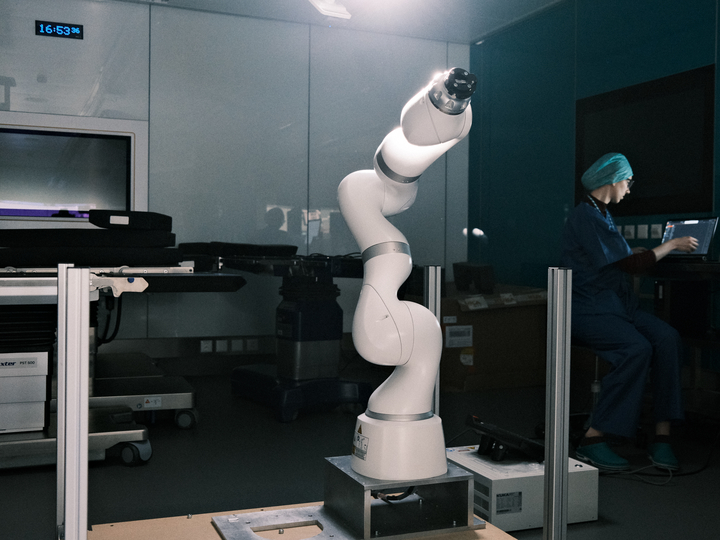 KUKA robot standing in the operating room is ready for operation.