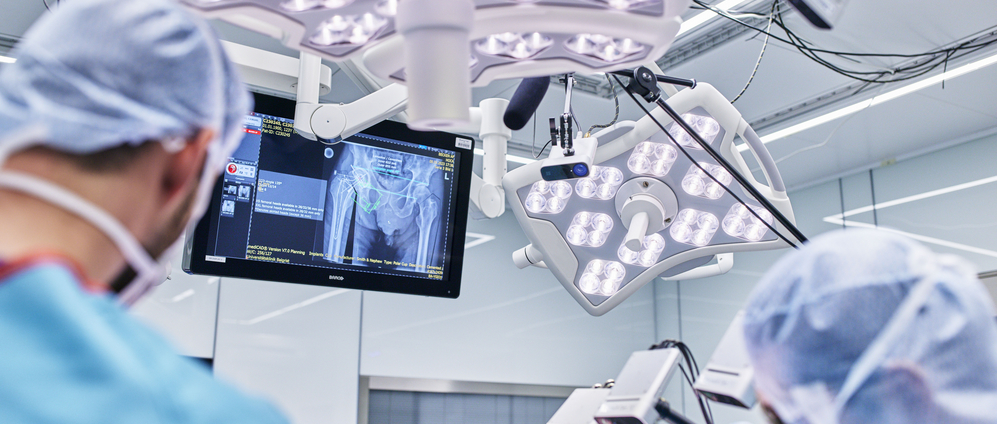 Surgical research in a cutting-edge OR equipped with the latest research devices.